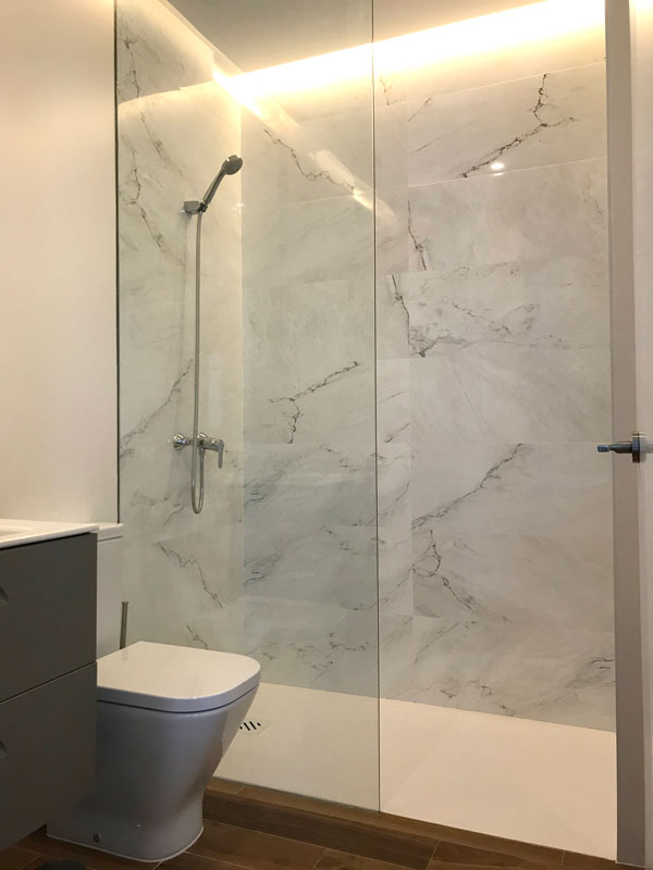 Aseo ducha hotel Cádiz Ingeark